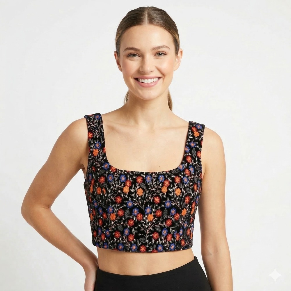 Endless Rose Women's Medium Black Floral Embroidered Cropped Tank Top Velvet NWT